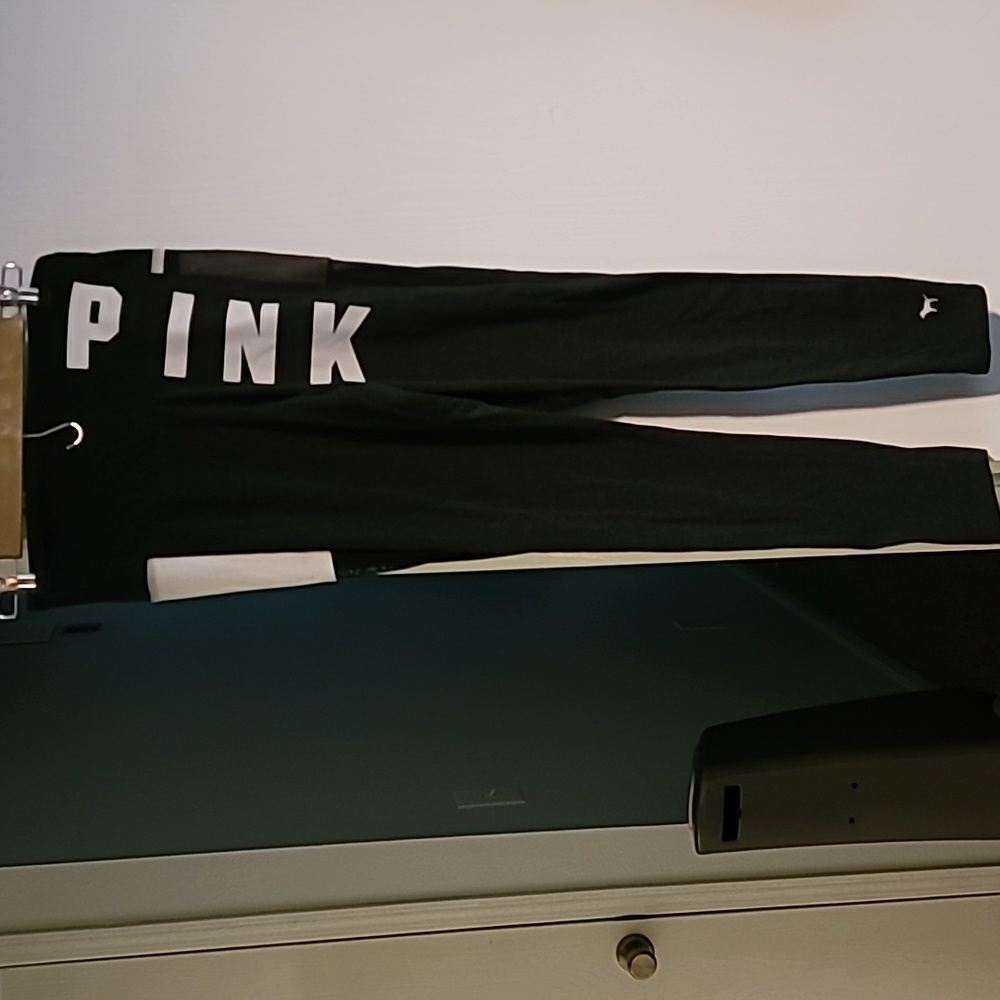 Vs Pink yoga pants size M